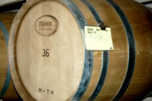 wineclub_barrels0010
